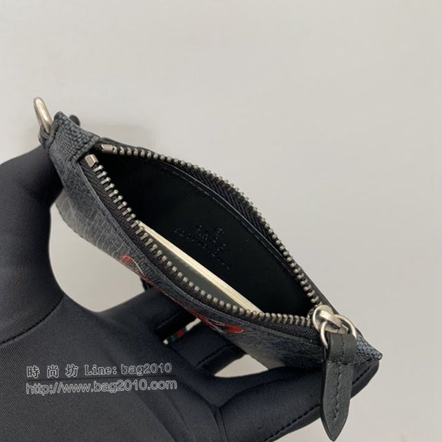 Gucci男包 古驰红狼印花图案拉链卡包零钱包 Gucci手拿零钱包 523903  gdj1564